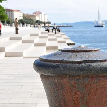 Luciana'S City Centre Hideout Zadar Exterior photo